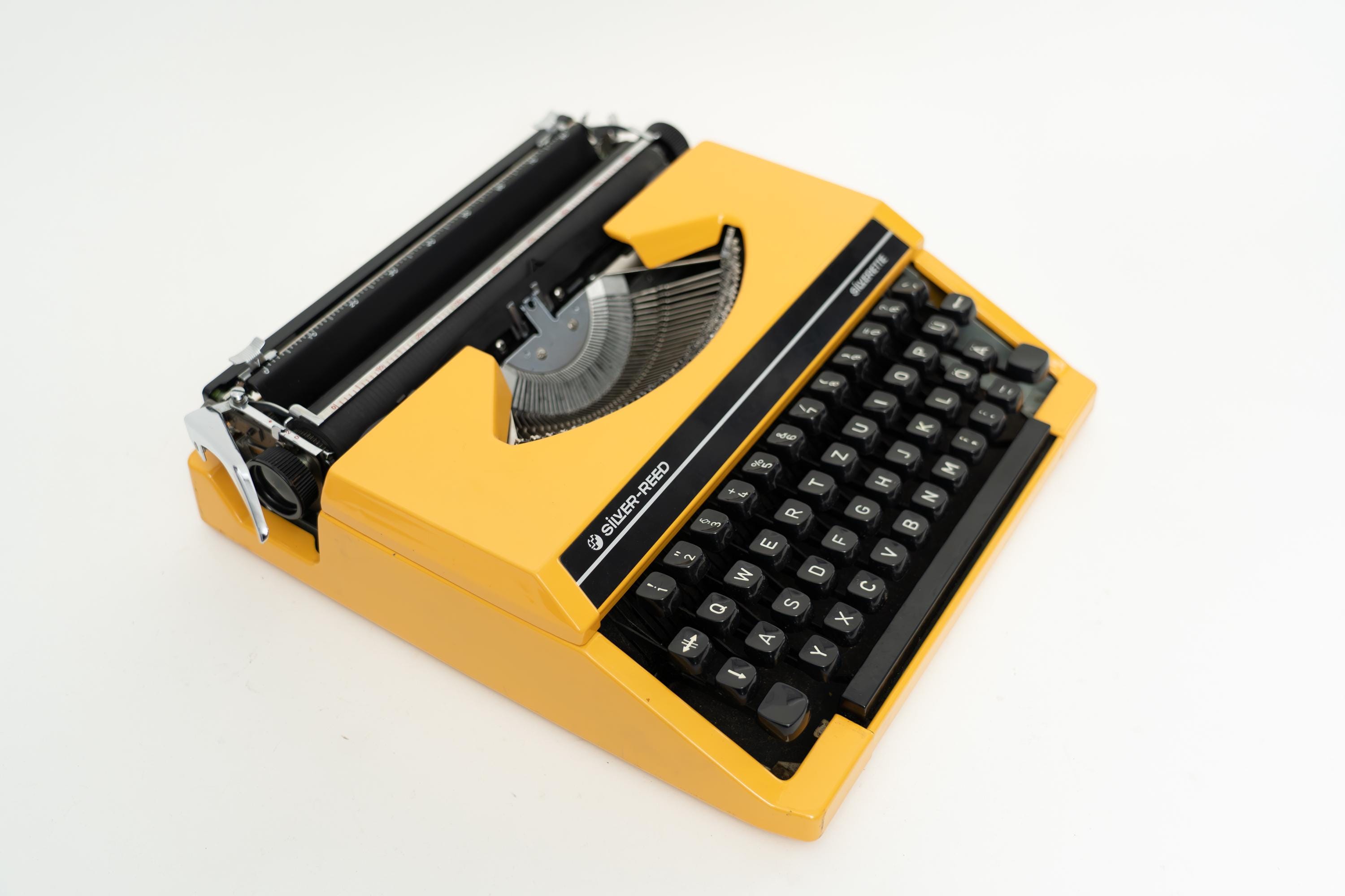 Silver Reed Typewriter - Etsy