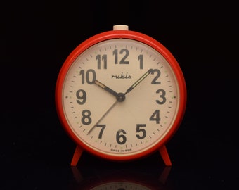 Vintage Ruhla GDR Desk Clock / Mechanical Clock / Alarm / Table Clock / Vintage Clock / Wind-up Clock / Parts or repair!