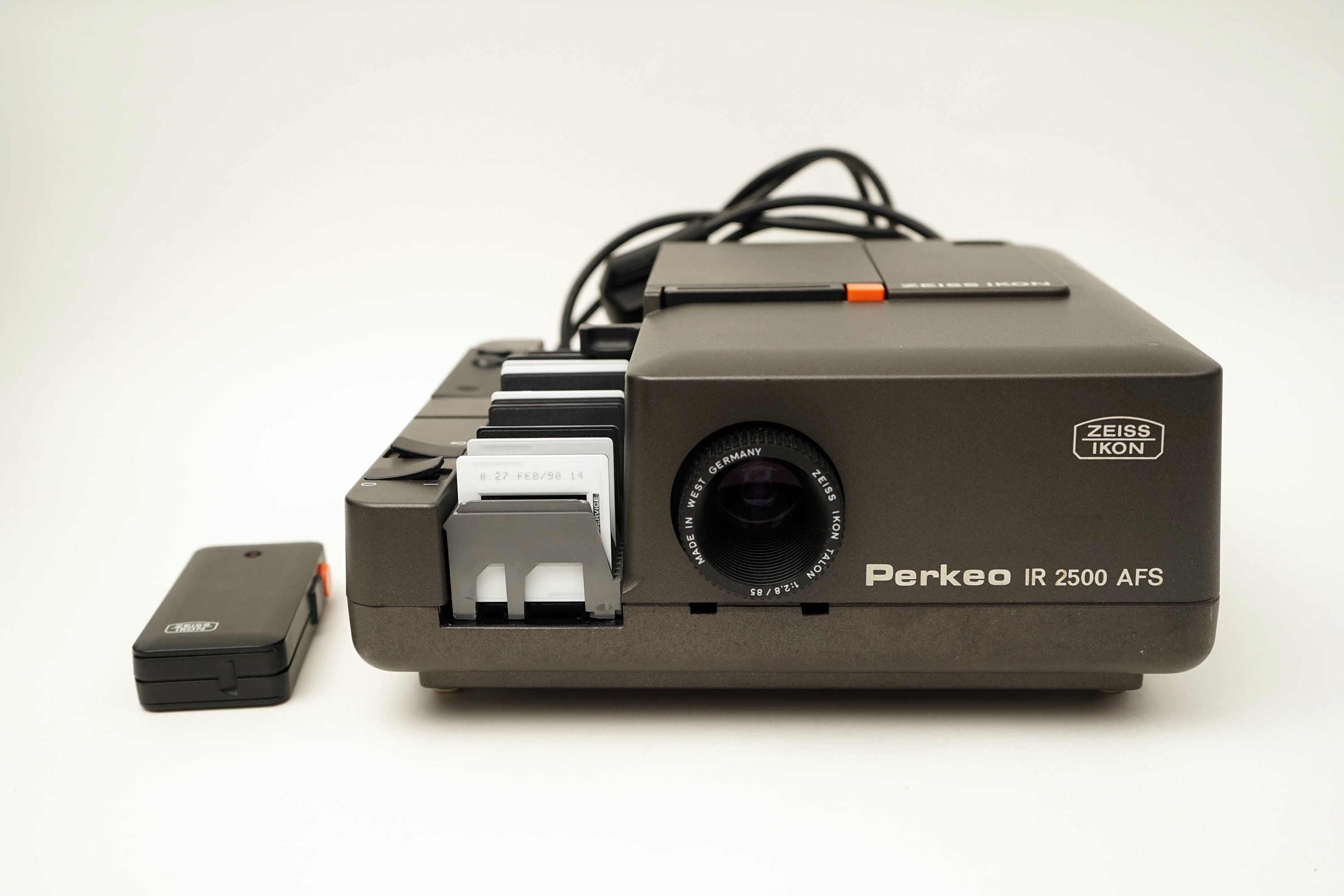 Vintage Zeiss Ikon Perkeo IR 2500 Afs projector / Duits / Dia