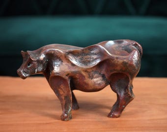 Figura/escultura de vaca de bronce vintage