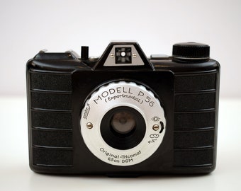 vintage Modell P56 Camera / Tricomat / West German / Case / No Tested!