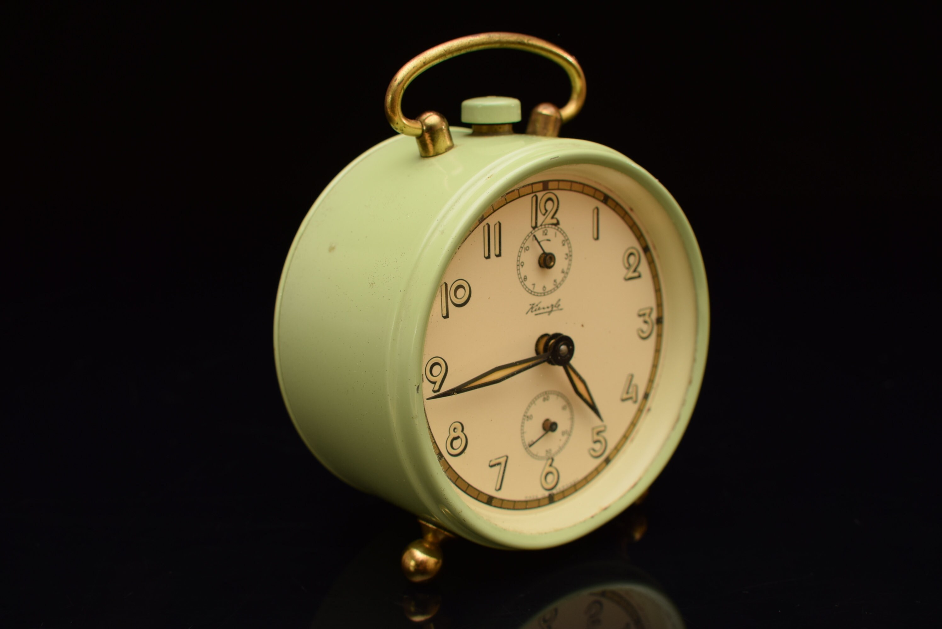 Vintage Kienzle Desk Clock / Mechanical Clock / Alarm / Table Etsy