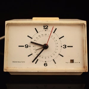 Remington clock - Etsy 日本