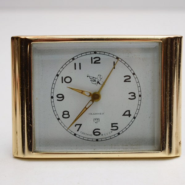 Vintage Slava Pioneer Desk Clock / Mechanical Clock / Alarm / Office decor / Vintage CCCP / Wind-up Clock / Parts or Repair!