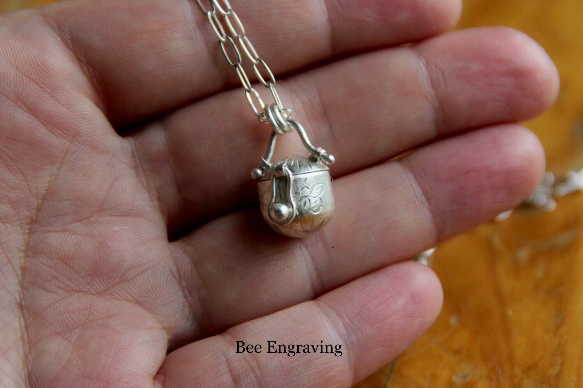 Swivel locket sale