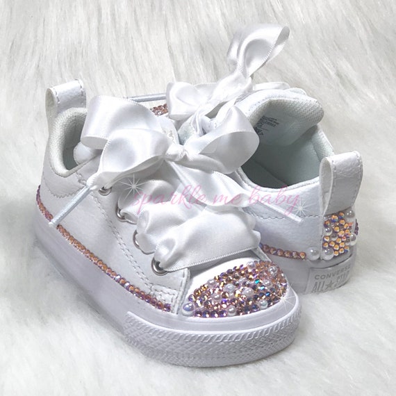 bedazzled pink converse