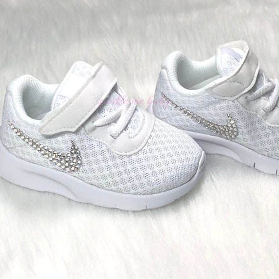 toddler white nikes