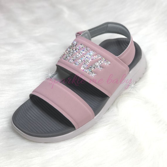 nike tanjun sandals pink