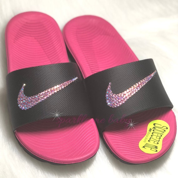 nike flip flops pink and black