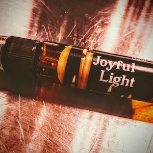 Joyful Light Eau de Parfum, Tahitian Vanilla, Ginger, Amber, Clover Tea, Perfume Spray