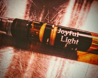 Joyful Light Eau de Parfum, Tahitian Vanilla, Ginger, Amber, Clover Tea, Perfume Spray