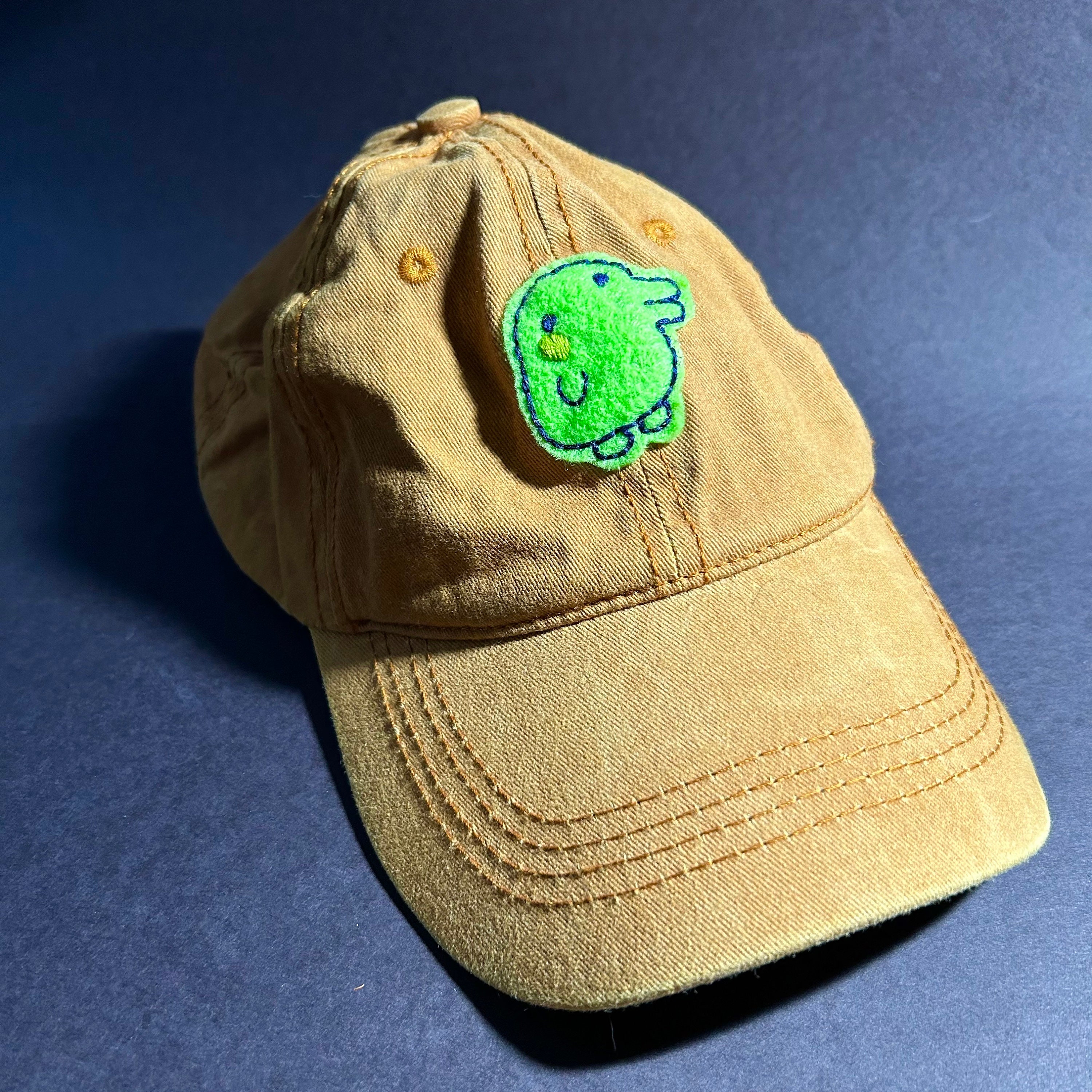 ト**様 やきものHACCHI　やきものはっち　花器　やきものハッチ Tamagotchi Kuchipatchi Embroidered Hat - Etsy