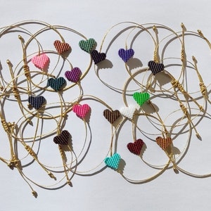 Makramee-Herzarmband, Makramee-Armband, Herzarmband, Herzen, Liebesarmbänder, Freundschaftsarmbänder, bunte Armbänder, Makramee-Schmuck