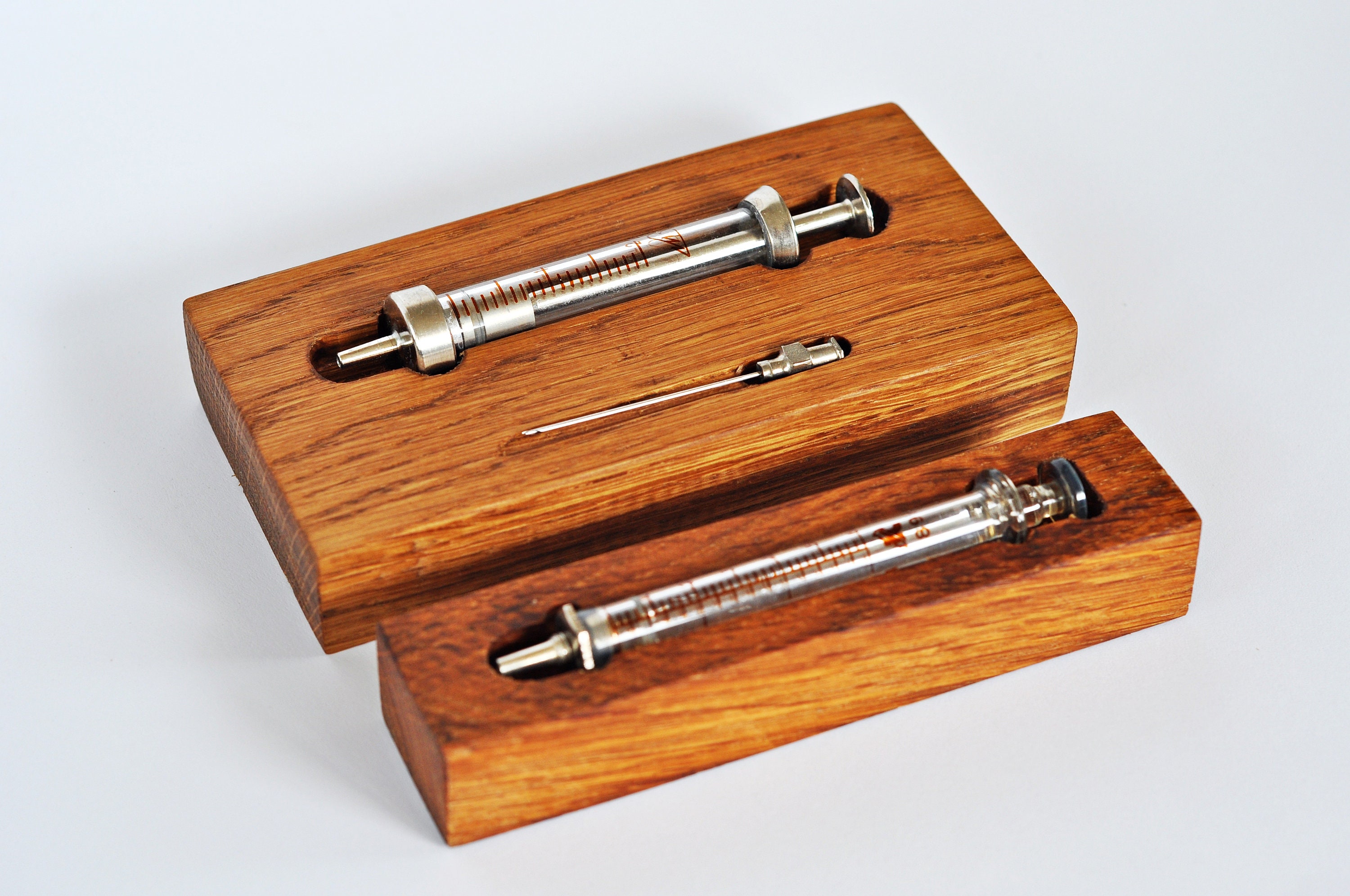 Set 2X Glass Syringes with wood custom oak stand 2 ml and 1.5 Etsy
