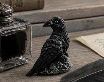 Handmade Polymer Clay Crow Figurine – Tiny Gothic Raven Sculpture, Miniature Bird Decor