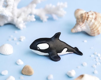 Tiny Orca Figurine – Handmade Polymer Clay Desk Buddy, Cute Killer