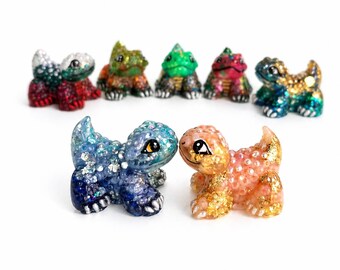Handmade Resin Baby Dragons, Glitter Fantasy Creatures, Desk Decor, Collectible Art (1 Inch)