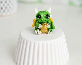 Tiny Dragon Figurine, 0.5 Inch Mini Dragon, Polymer Clay Fantasy Animal, Cute Miniature, Desk Decor, Gift for Fantasy Lover
