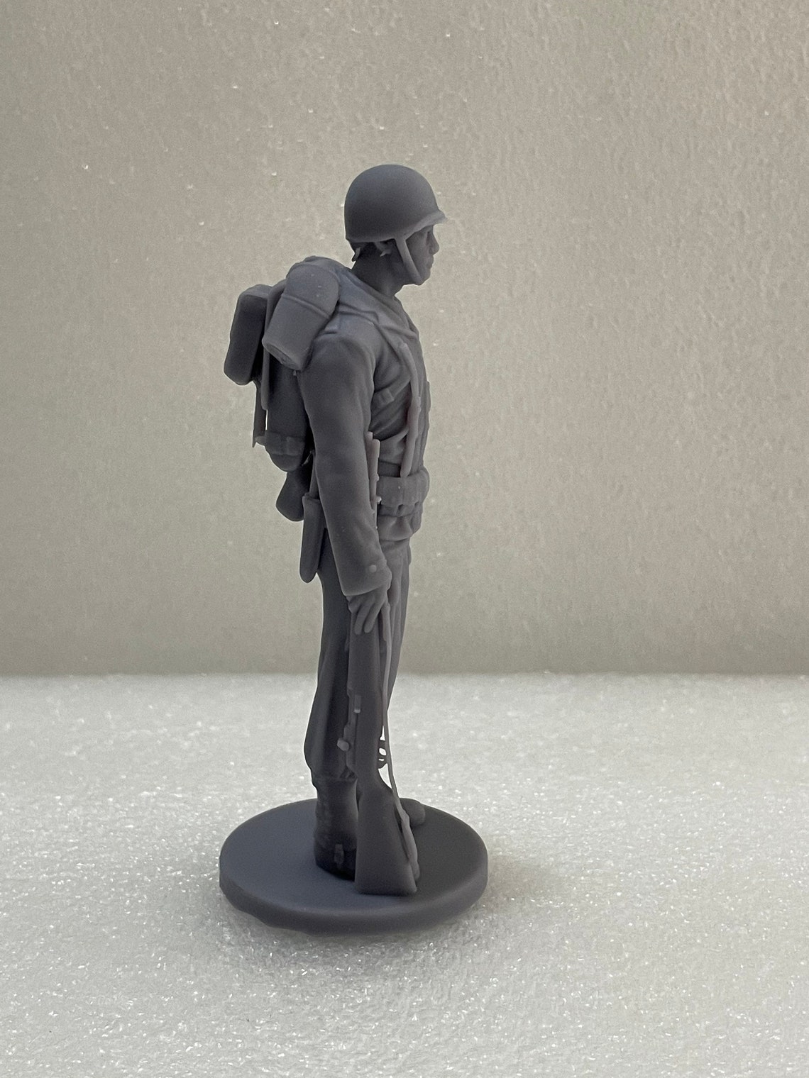 paint resin figures