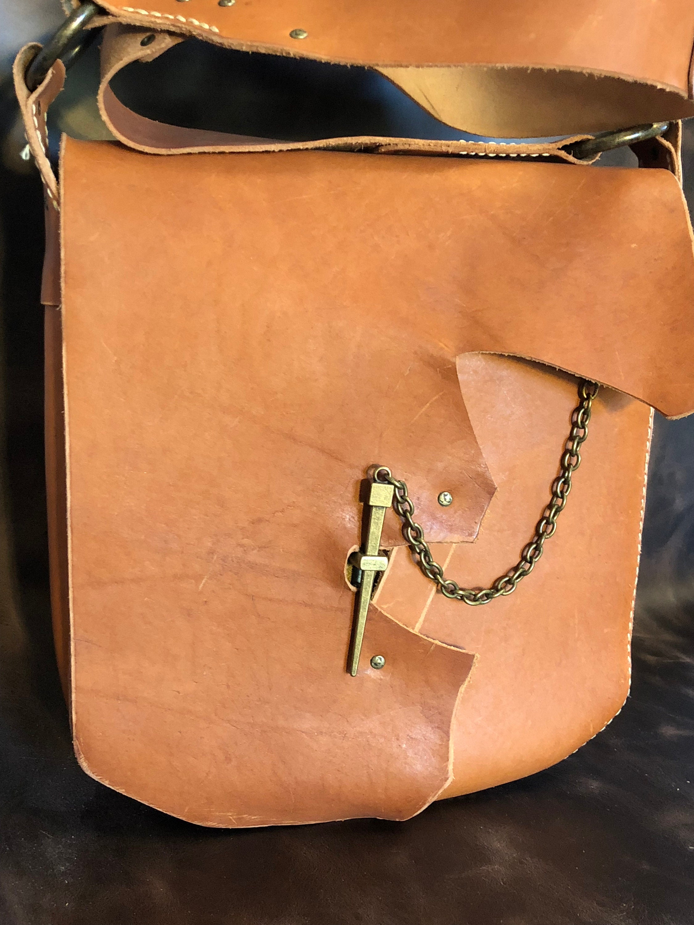 Messenger Bag With Pin Clasp Closure Etsy Israel