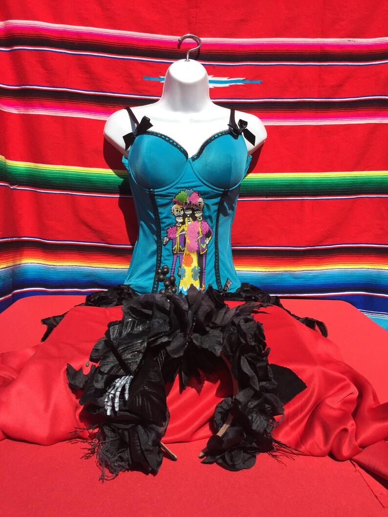 Teal and Black Dia De Los Muertos Outfit