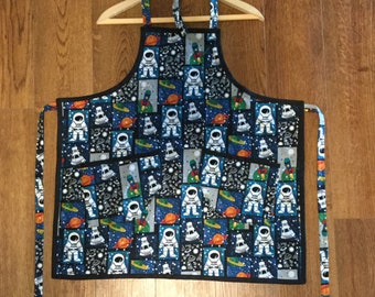 Rocket Galaxy Astronaut Spaceship Shuttle Universe Travel Moon Stars Earth Boys Girls Apron Bib with Adjustable Ties for Cooking Baking and Painting Lunarable Kids Kids Apron Blue Apple Green Grey