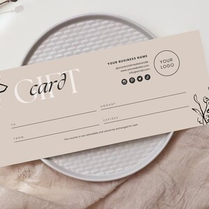 Modèle de certificat-cadeau imprimable Canva, bon-cadeau modifiable, conception de carte-cadeau Boho Chic, bricolage beauté esthéticienne ongles cheveux coupon-cadeau