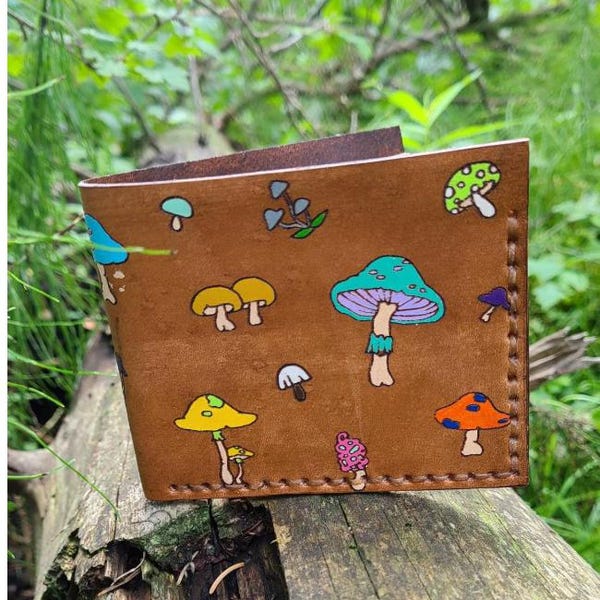 Mushroom Wallet, Custom Leather, Gift for him, Nature wallet, Personalized