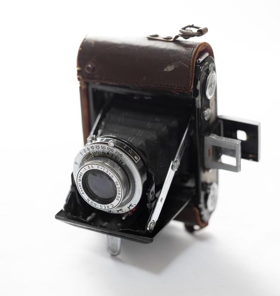 希少な1940年代のセミレオタックス折りたたみカメラ（オリジナルケース 