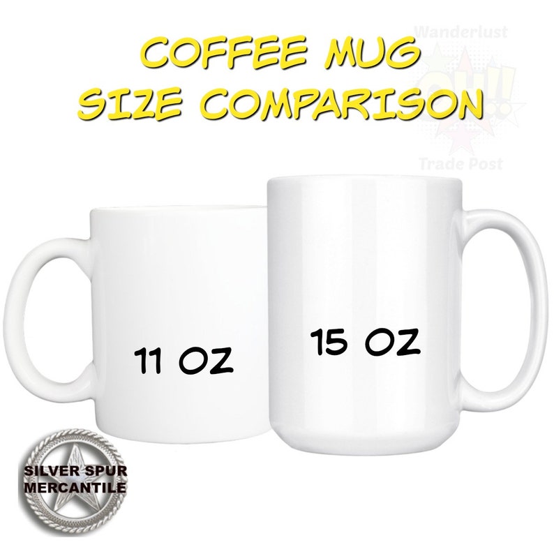 Puede incluir: Dos tazas de caf&eacute; de cer&aacute;mica blanca una al lado de la otra. La taza de la izquierda es de 11 oz y la taza de la derecha es de 15 oz.