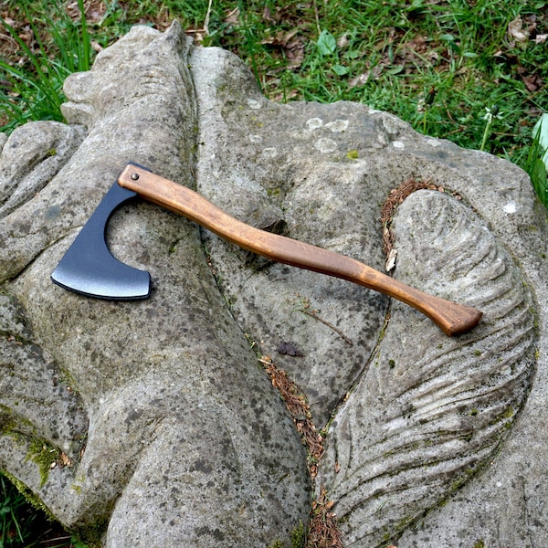 ᚠᛉᚢ Viking Bearded-head Axe - Wooden replica | FREE personalization and UK delivery | Axe made of wood - Viking toy or Fantasy cosplay ᚢᛉᚠ