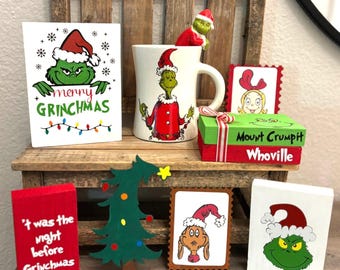 Christmas Tiered Tray Decor