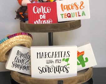 Cinco de Mayo Tiered Tray Decor