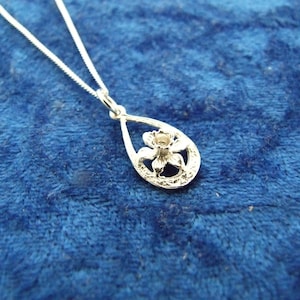 Daffodil Pendant in Sterling Silver Wales Necklace