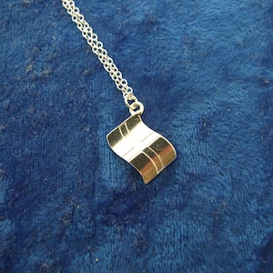 England Flag Charm Pendant Necklace in Sterling Silver with Sterling Silver Chain