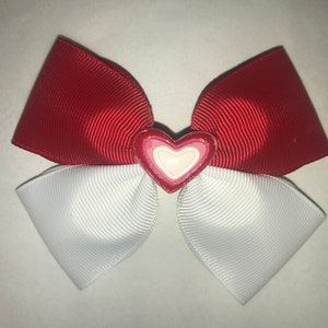 Valentines Bow, Heart Bow, Red Heart Bows, Children&#39;s Bows, Heart Hair Bow, Red White Bow pink, Hair bow, Toddler Bow, Valentine&#39;s Day Bow
