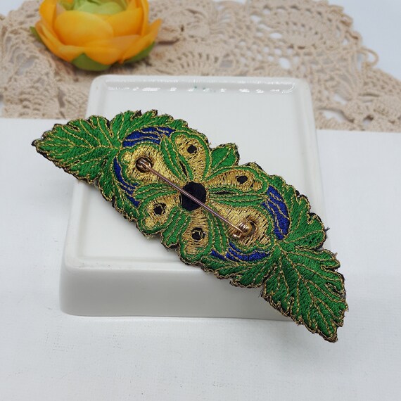 1950's Handcrafted Green n Gold Brooch -  Embroid… - image 6