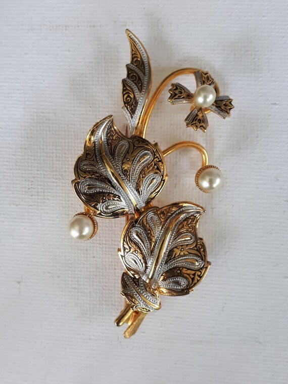 1960's Damasus Leaf n Pearl Brooch - Vintage Span… - image 2