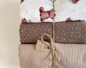 Waterproof Baby Changing Mat, Reusable Muslin Changing Pads, Portable Diaper Change Mat, Neutral Teddy Baby Gift
