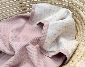 Manta de bebé de verano, manta floral para niña, manta de bebé personalizada con nombre, manta de gofre de muselina de algodón orgánico