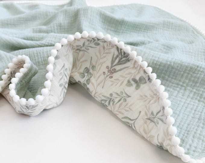 Super Soft Organic Muslin Baby Blanket – Embroidered Name Muslin Blanket, Eucalyptus Design, Stroller Blanket, Lightweight Summer Blanket