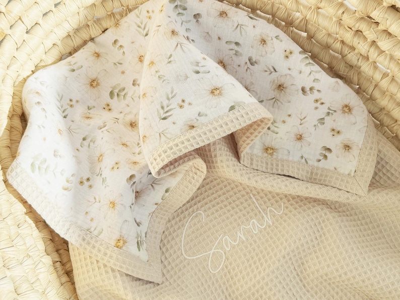 Babydecke mit Waffelmuster Personalisiertes Wickeltuch Bio Swaddle Decke Regenbogen Baby Musselin Decke Personalisierte Babydecke Blumendecke #6 beige daisy
