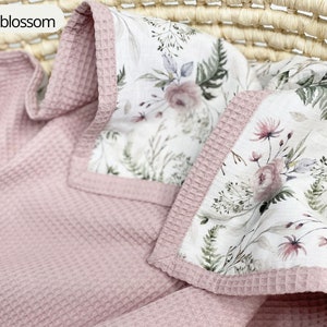 Coperta per neonato personalizzata ricamata Coperta per neonato in waffle con nome Coperta per passeggino Coperta in mussola per neonato arcobaleno organico pink blossom