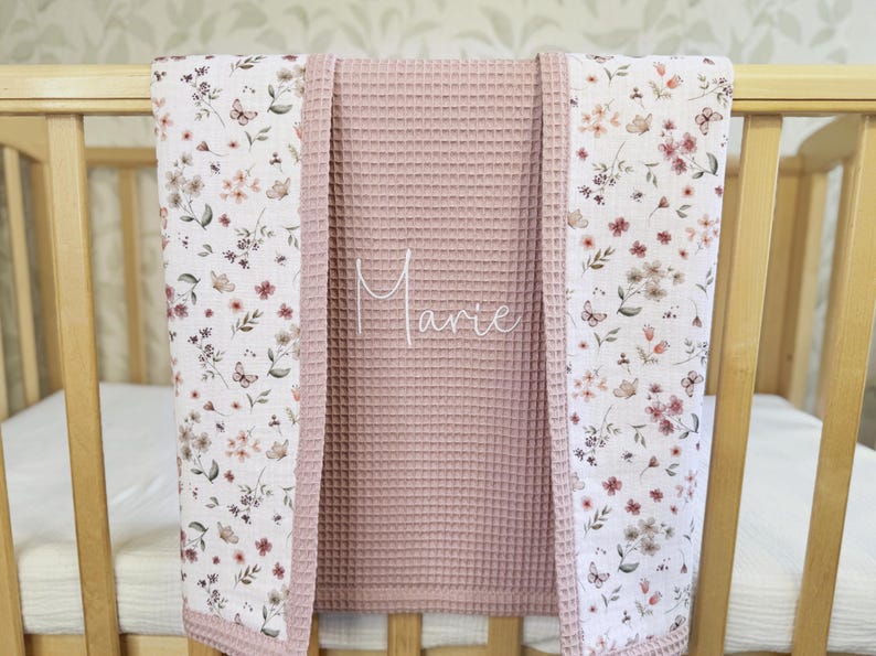 Babydecke mit Waffelmuster Personalisiertes Wickeltuch Bio Swaddle Decke Regenbogen Baby Musselin Decke Personalisierte Babydecke Blumendecke #3 butterfly
