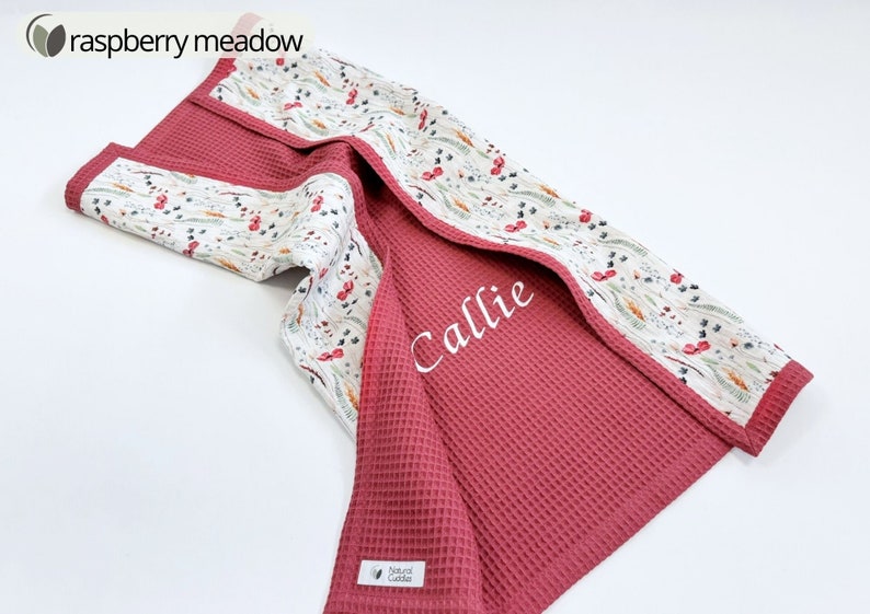 Couverture pour bébé 100 % coton, langes d'été, couverture d'été pour bébé fille, couverture pour bébé personnalisée, cadeau de shower de bébé fille, couverture en coton bio raspberry meadow