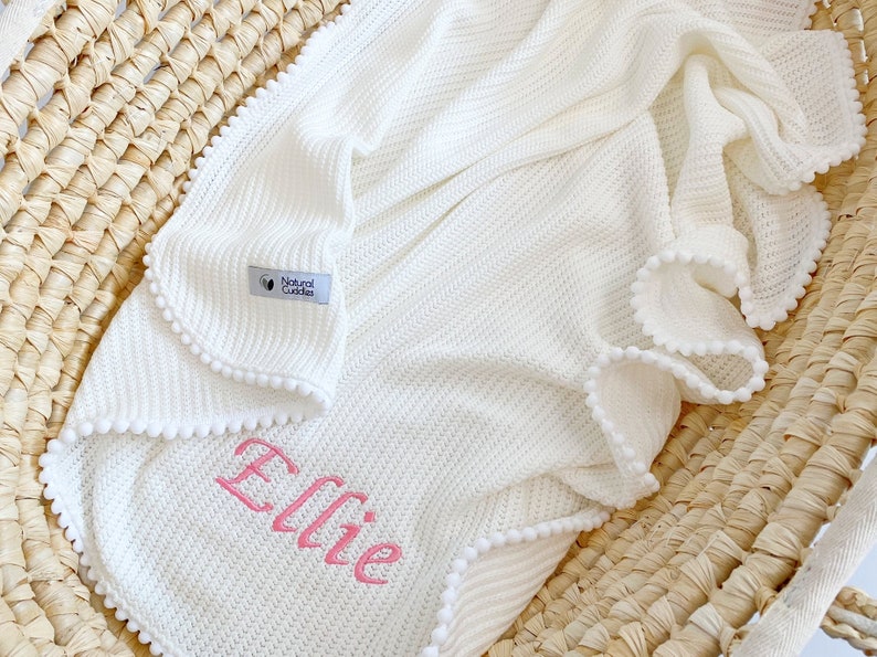 Knit blanket Pom Pom baby gift, Embroidered custom name blanket, Organic cotton newborn swaddle zdjęcie 5