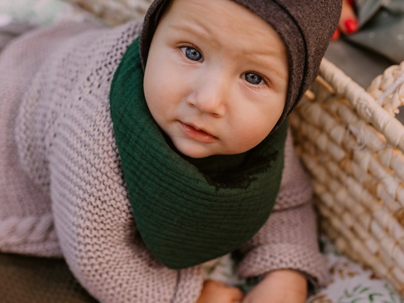 Saugfähige Dribble-Lätzchen. Baby-Bandana-Lätzchen. Baby-Spucktuch. Bio-Geschenk zur Babyparty aus Bio-Baumwolle und wasserdichtem Frottee Bild 7