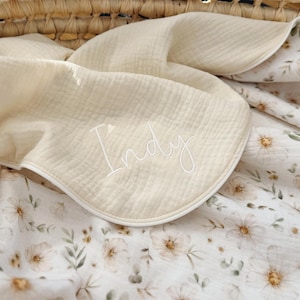 Embroidered Name Muslin Blanket - Lightweight and Breathable Newborn Swaddle Blanket, Customized Baby Gift, Baby Name Blanket