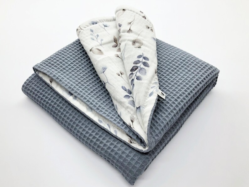 Waffle Baby Blanket - Mauve Ditsy