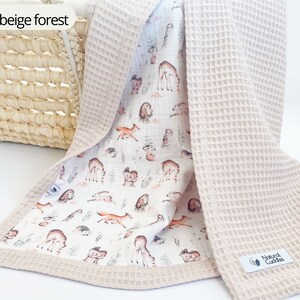 Couverture pour bébé personnalisée brodée garçon Couverture pour bébé gaufrée avec nom Couverture pour poussette Couverture en mousseline pour bébé arc-en-ciel bio light beige forest